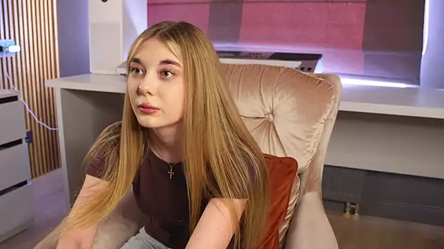 HarrietElrick Live XXX-Chat
