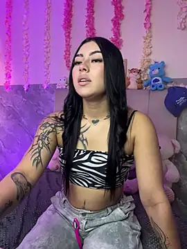 XXX chat uživo modela Dalila_ec