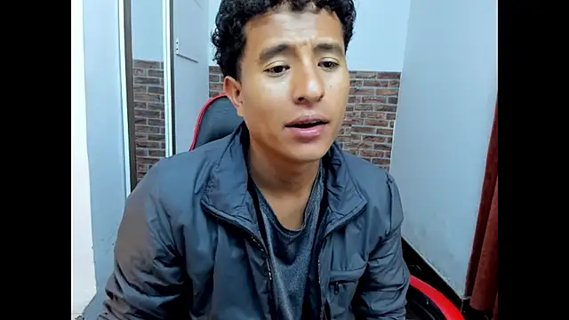 WIZARD-ALESSANDRO Adlı Modelin Web Kamerası Şovu