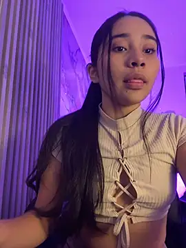 maliha_ec's Webcam Show