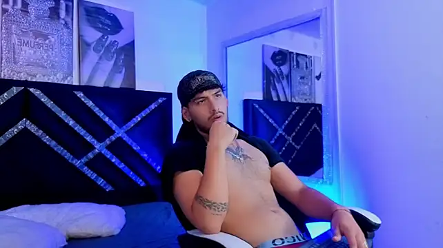 Show modela 3MPI7ERNO na web-kameri
