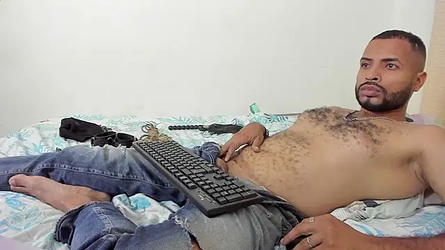 Show modela BlueJaguarAndy na web-kameri
