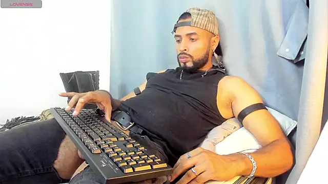 Show modela BlueJaguarAndy na web-kameri