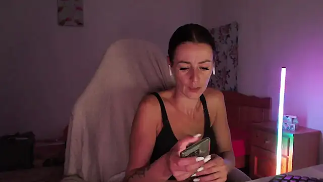 XXX chat uživo modela missyalis