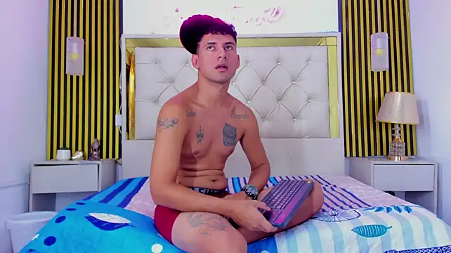 McKinley_Snake Webcam Show