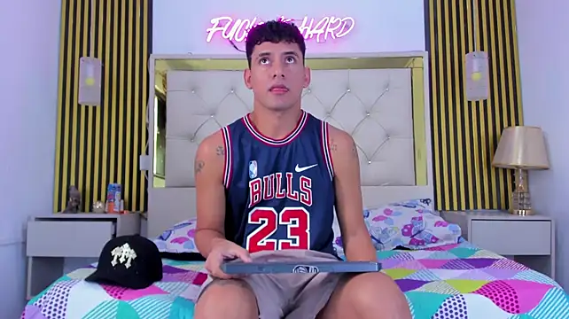 McKinley_Snake's Webcam Show