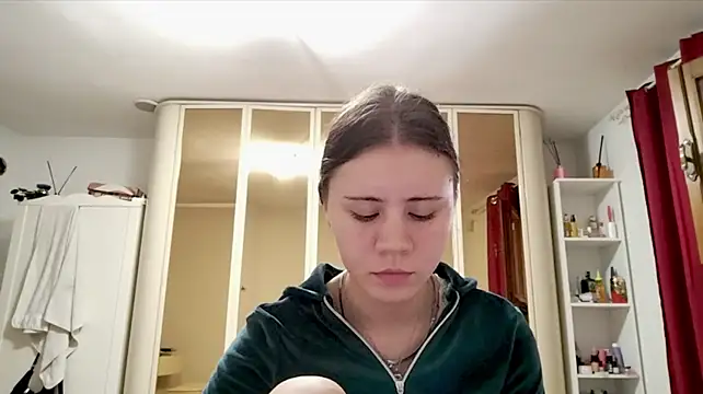 AnnieQute Chat XXX live