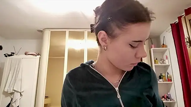 AnnieQute Webcam show