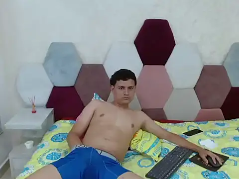 Show modela Ander_bigcock51 na web-kameri