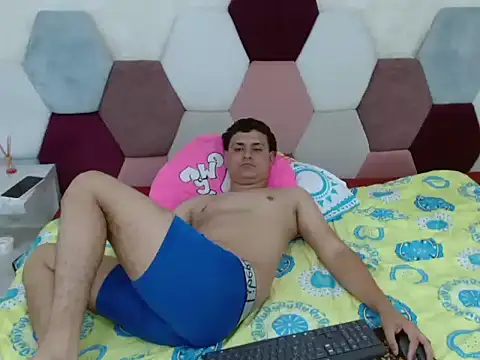 Ander_bigcock51n Webbikameraesitys