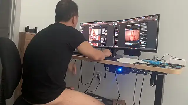 Eddie_IG: διαδικτυακό σόου στην κάμερα