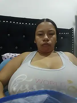 Hannaa_watsoon XXX чат на живо