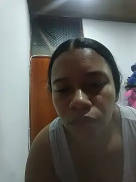 Hannaa_watsoon's Live XXX Chat