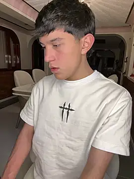Bryanwild 网络视讯表演