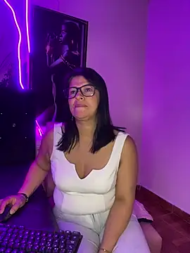 selin-mehott10 – Live XXX-chat