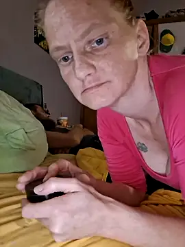 Pokazy przed kamerką – bam420bam