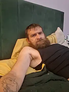 bam420bam Show in webcam