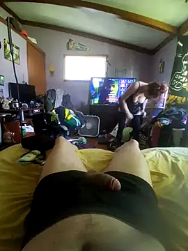 bam420bam Show in webcam