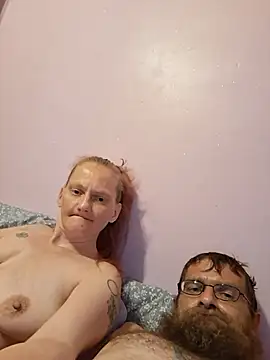 bam420bam Show in webcam