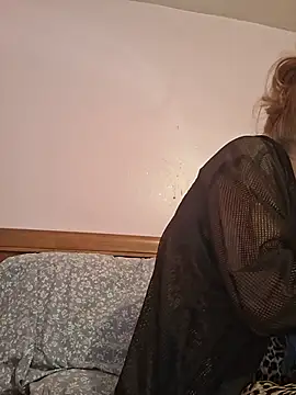 bam420bam Show in webcam