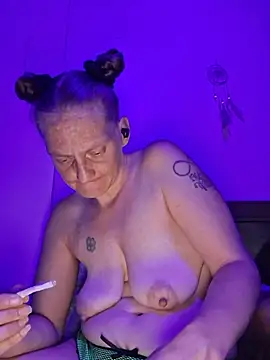 bam420bam Adlı Modelin Web Kamerası Şovu