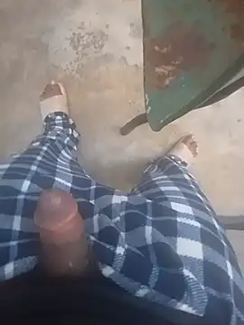 הופעת וובקאם של sowetothickdick