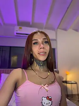 Callme_Godeesxx's Webcam Show