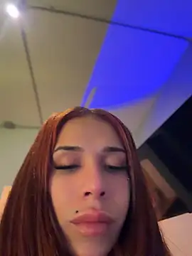 Show modela Callme_Godeesxx na web-kameri