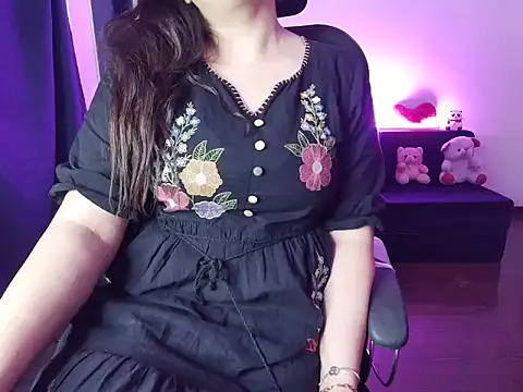 Queen_e_Gloss: вебкам-шоу