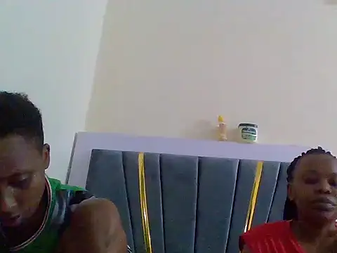 SexxyCherries Pertunjukan Webcam