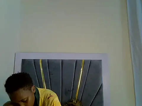 Show de SexxyCherries na webcam