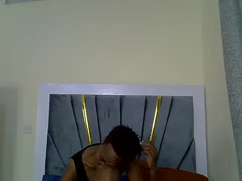 SexxyCherries webcam show