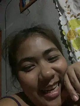 YaraSmith Pertunjukan Webcam