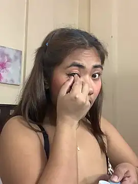 YaraSmith Pertunjukan Webcam