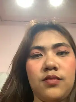 YaraSmith Pertunjukan Webcam