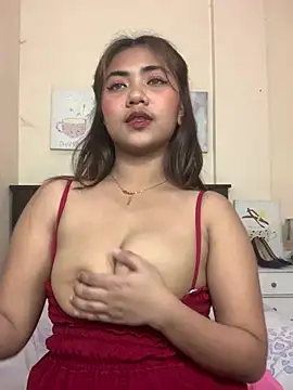 YaraSmith Pertunjukan Webcam