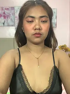 YaraSmith Pertunjukan Webcam