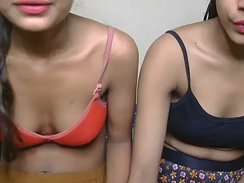 vansika-1's Webcam Show