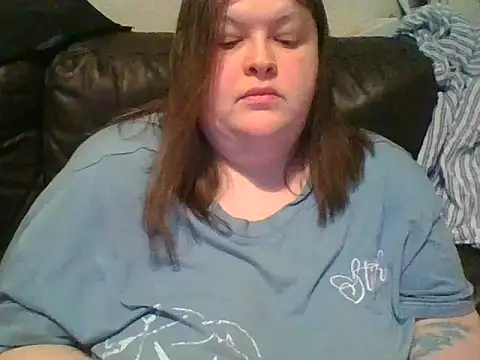 CurvyKirstiesX – webcam-show