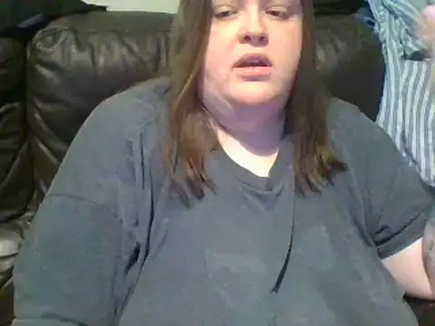 CurvyKirstiesX's Live XXX Chat