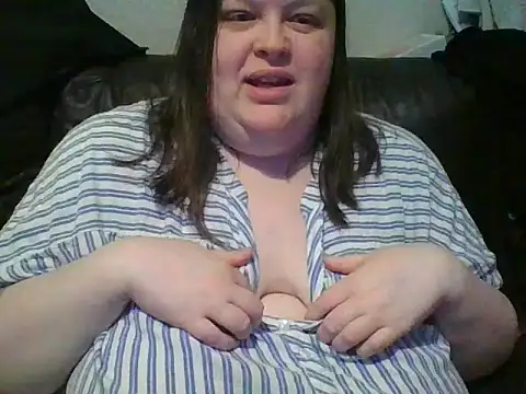 โชว์เว็บแคมของ CurvyKirstiesX