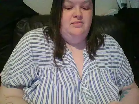 CurvyKirstiesX's Webcam Show
