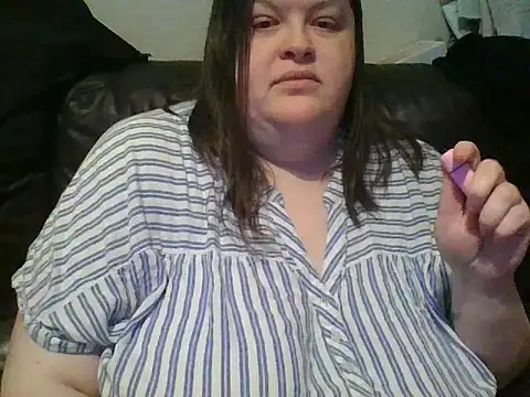 CurvyKirstiesX – webcam-show
