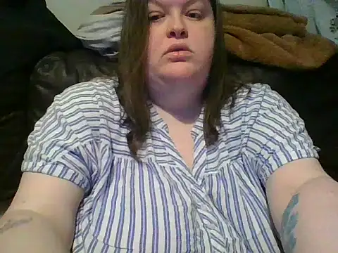 CurvyKirstiesX's Webcam Show