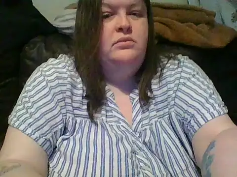 CurvyKirstiesX – Live XXX-chat