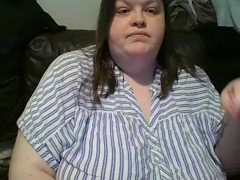 CurvyKirstiesX's Webcam Show
