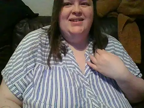 CurvyKirstiesX's Webcam Show
