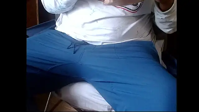 thr33strik3s Webcam Show