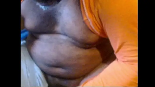 thr33strik3s' Webcam Show