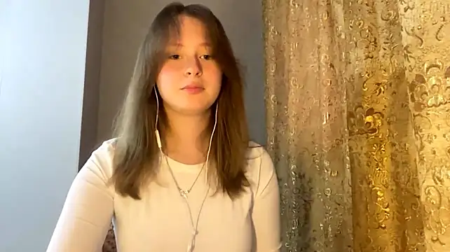 Show modela KarimaStubbe na web-kameri